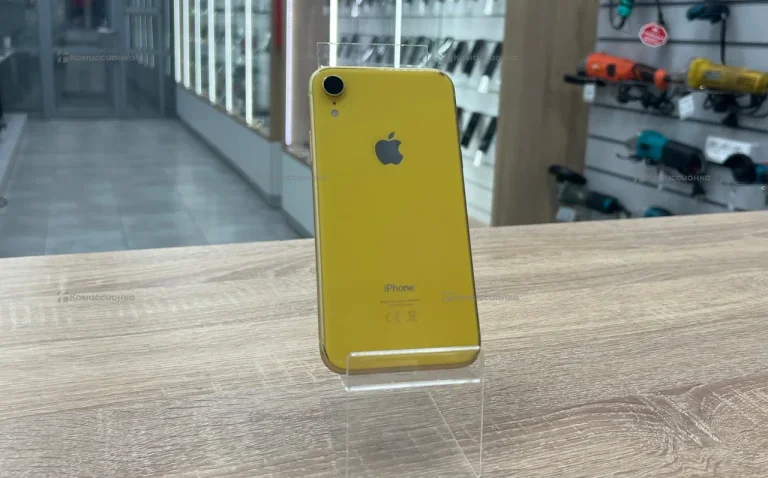 Apple iPhone XR 3/64 ГБ