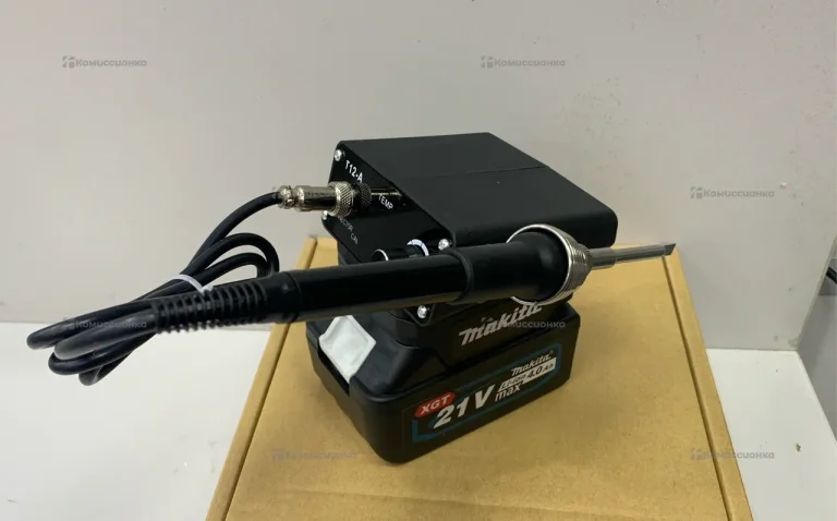Паяльник аккумуляторный Makita SRG21