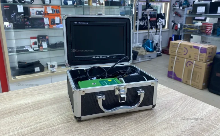 Камера подводная с экраном