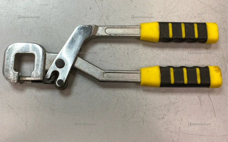 Просекатель для металлического профиля 300 мм