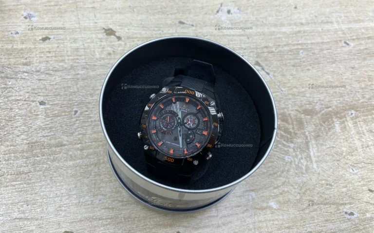 Часы Casio Edifice EQW-M1100C-1A