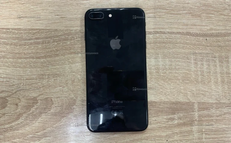 Apple iPhone 8 Plus 3/64 ГБ