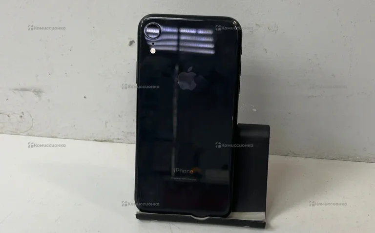 Apple iPhone XR 64ГБ