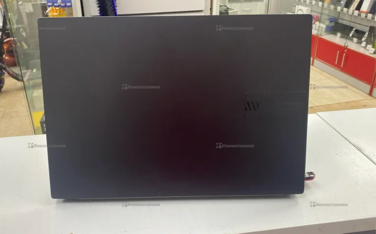 Ноутбук  ASUs Vivobook 16x