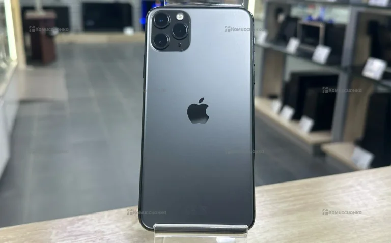 Apple iPhone 11 Pro Max 4/64 ГБ