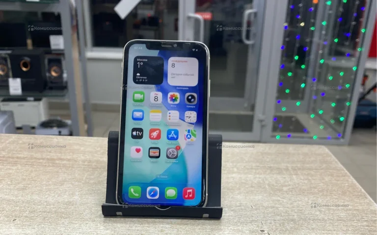 Apple iPhone 11 4/64 ГБ