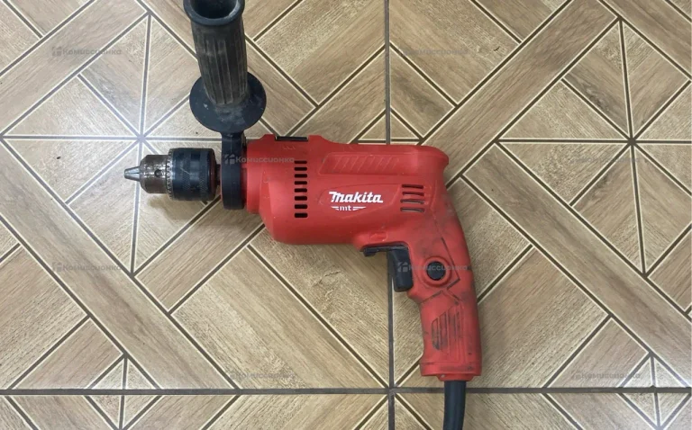Дрель makita M0801
