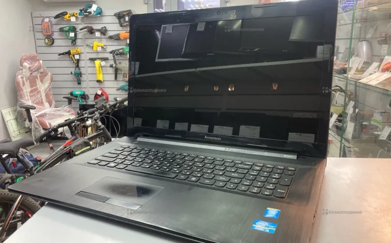 Ноутбук Lenovo