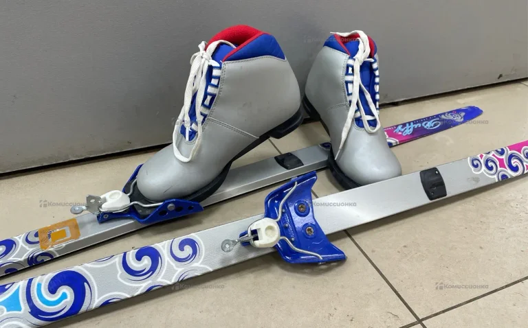 Лыжи детские Buffy 130cm