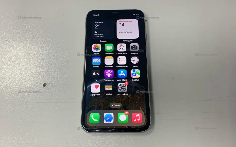 Apple iPhone 11 4/128 ГБ