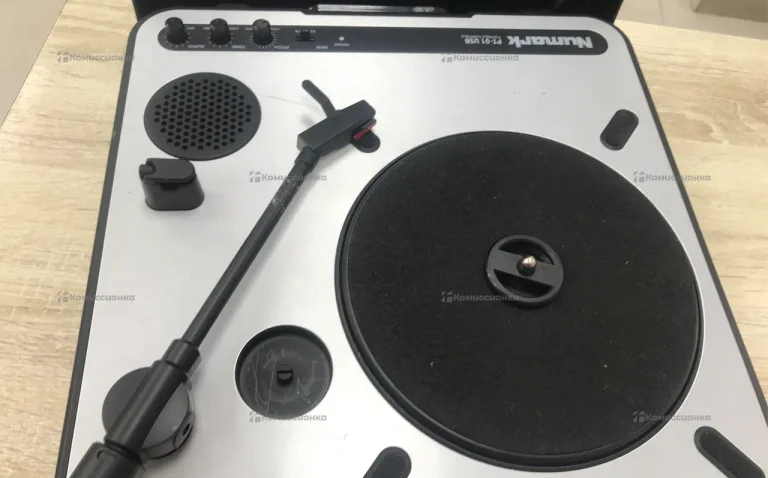 ПРОИГРЫВАТЕЛЬ ВИНИЛА NUMARK PT01USB
