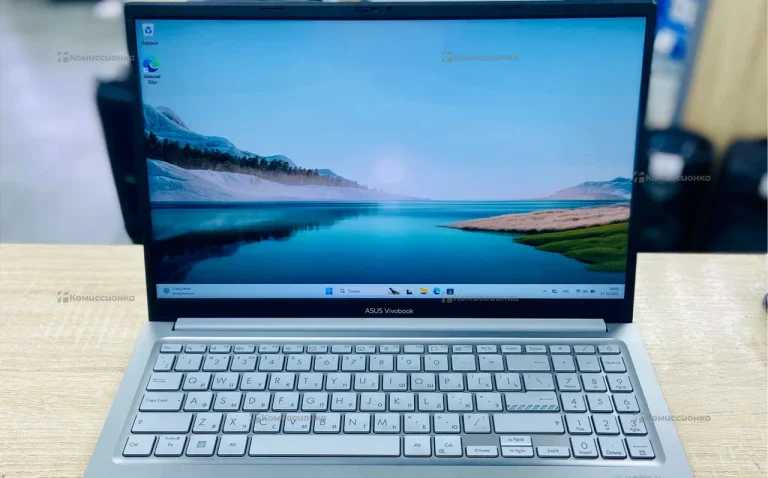 Ноутбук  ASUS Vivobook 15 X1504