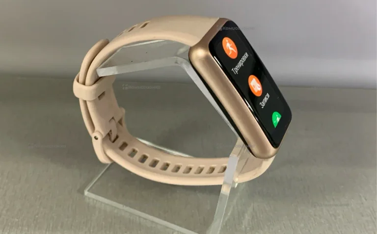 Часы  Huawei Band 7
