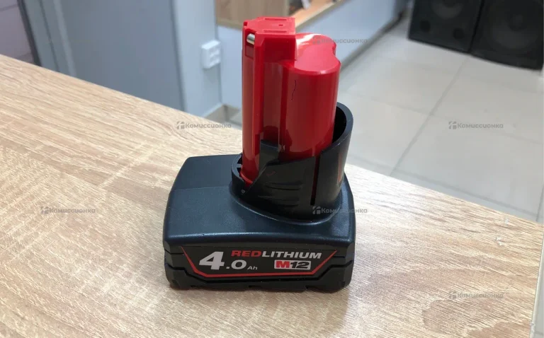 АКБ Milwaukee RedLithium 4.0ah M12