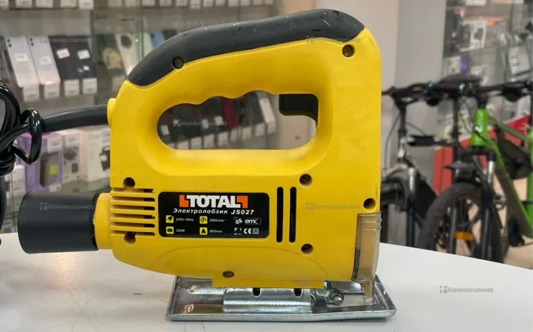 Лобзик Total JS027