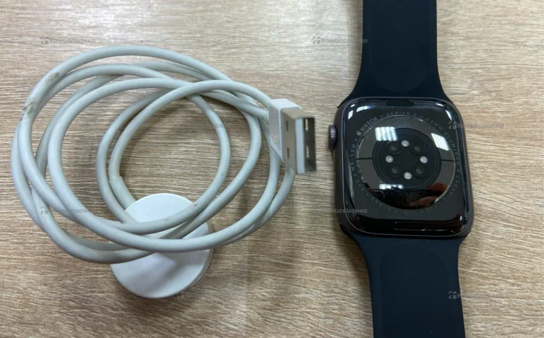 Часы  Apple Watch 6 44 (100)