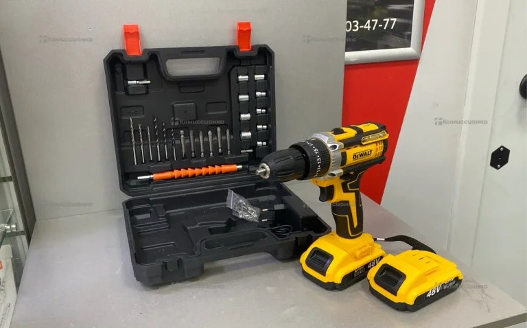 Дрель-шуруповерт DeWalt реплика