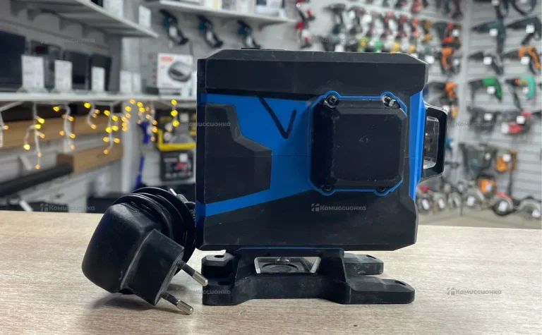 Лазерный уровень DEKO LL12-HVR