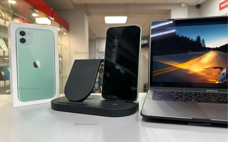 Apple iPhone 11 4/128 ГБ