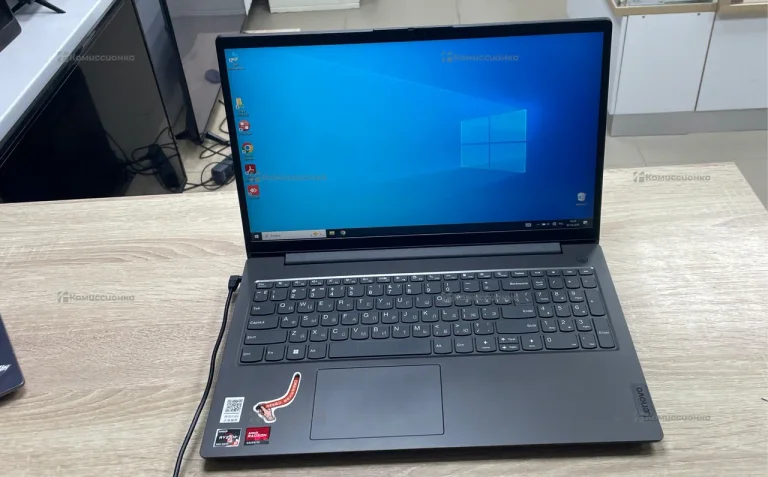 Ноутбук  Lenovo