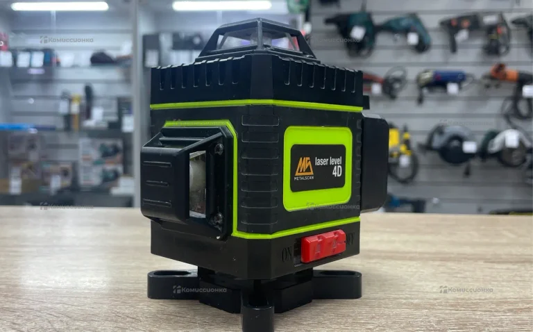 Лазерный уровень 4D metalscan