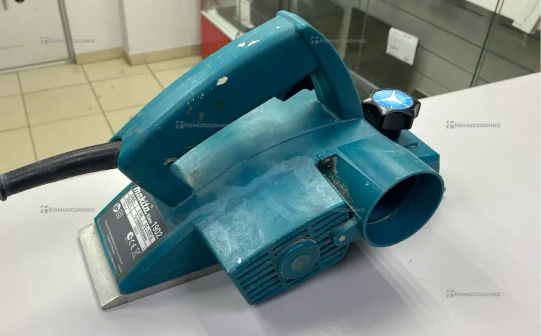 Электрорубанок makita 1902