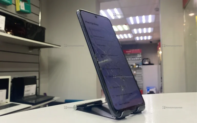 Infinix Hot 12 Play 4/64 ГБ