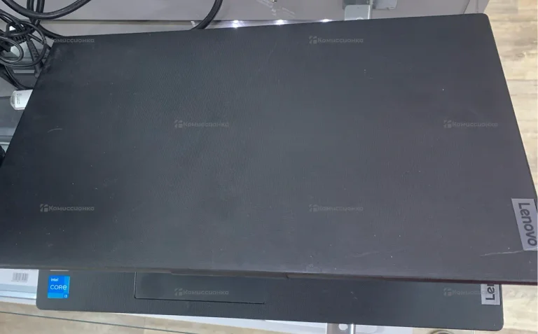 Ноутбук Lenovo V15 O2 ITL