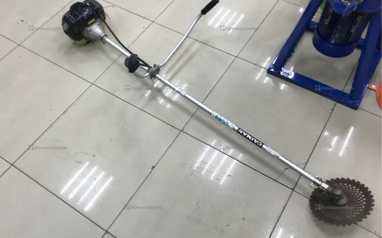 Бензокоса Caiman wx36