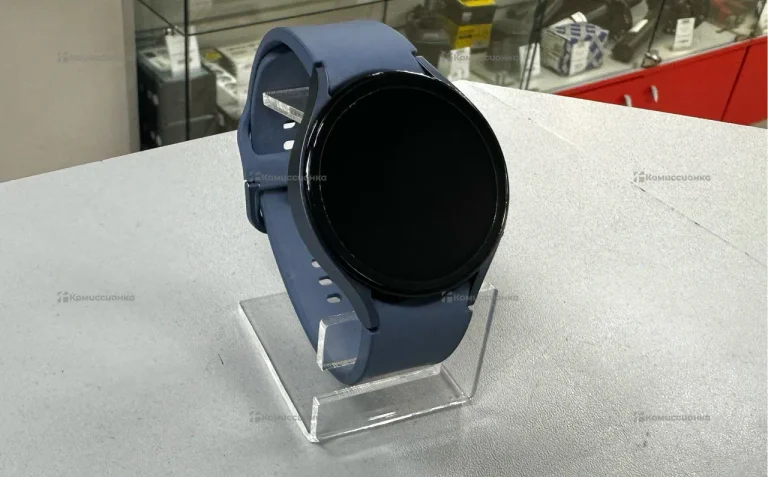 Часы  Samsung Galaxy watch 5 44mm