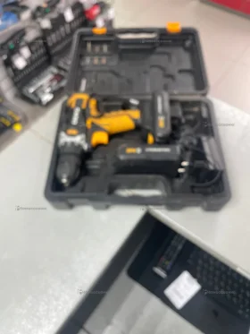 дрель шуруповерт 20v