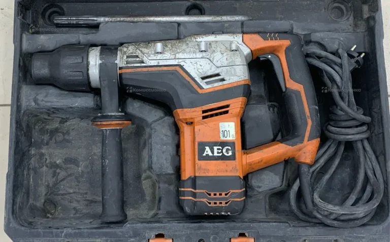 Отбойный молоток AEG MH 5 G
