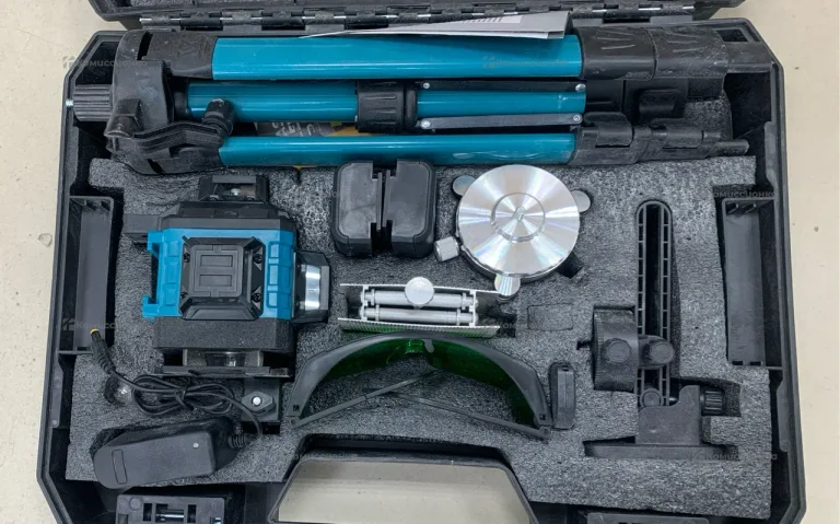 Лазерный уровень Makita реплика.