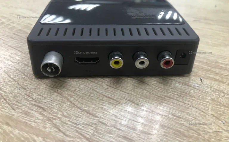 Цифровая ТВ приставка  bbk smp021