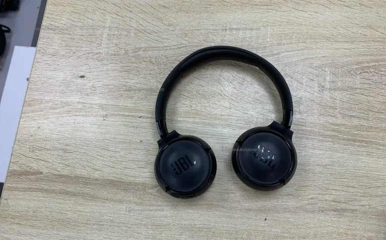 Наушники JBL TUNE520BT