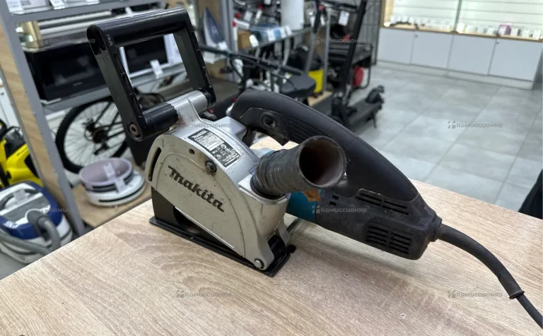 Штраборез Makita SH1251