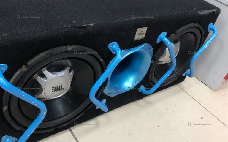 Сабвуфер JBL SlipStream GT5-2402BR