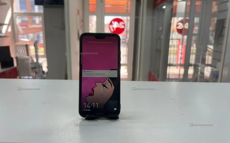Huawei P20 lite 4/64 Гб