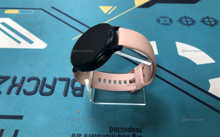 Смарт-часы Samsung Galaxy Watch Active 2