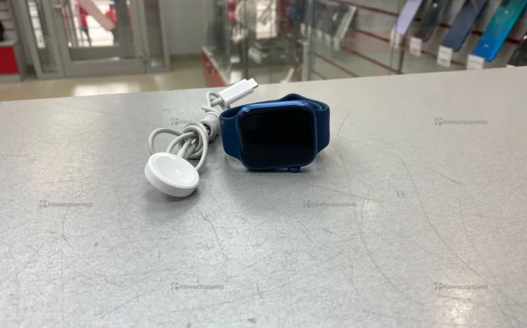 Часы Apple Watch 7 45mm