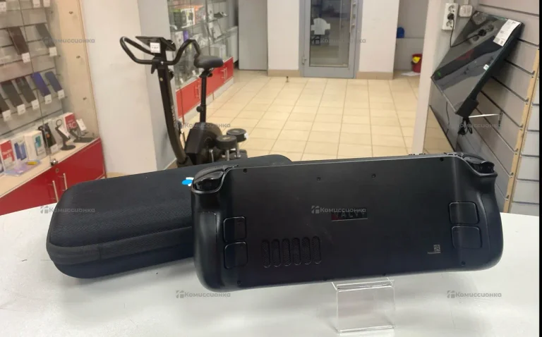Приставка Valve Steam Deck LCD 16/512GB (1010)
