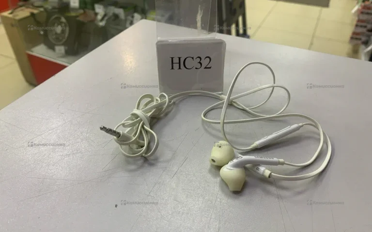Наушники  проводные Samsung