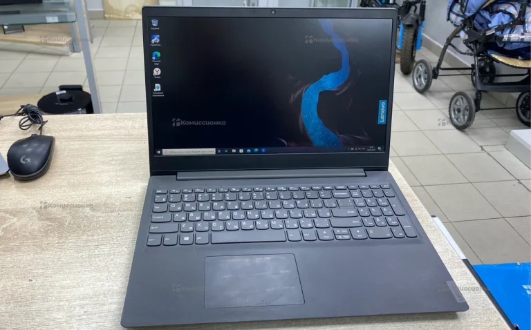 Ноутбук  Lenovo 82C7
