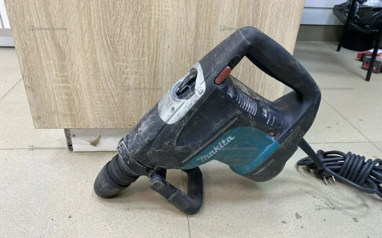 Отбойный молоток makita HR4501С