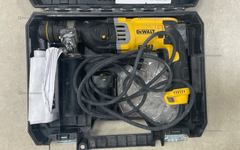 Перфоратор dewalt D25144K