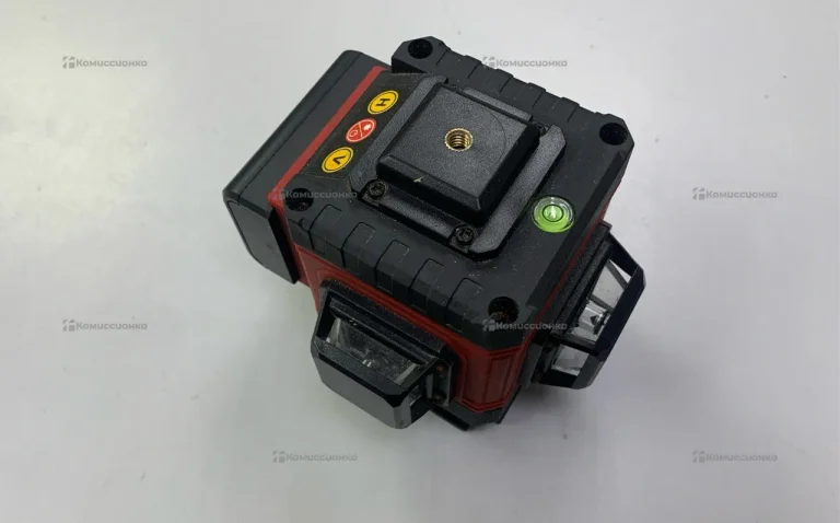 Лазерный уровень elitech пл 12л-зел