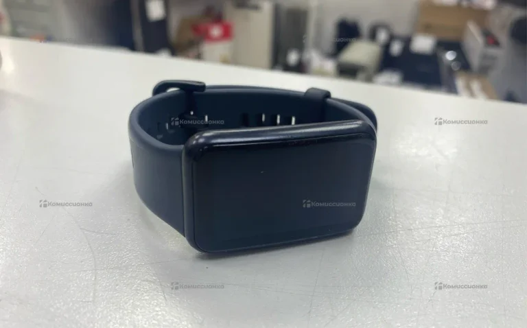 Часы  Huawei watch fit