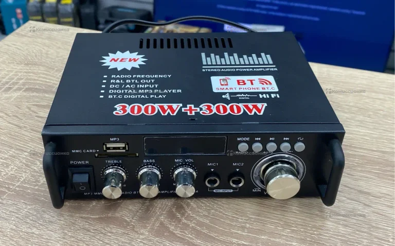 Автомагнитола  Amplifier