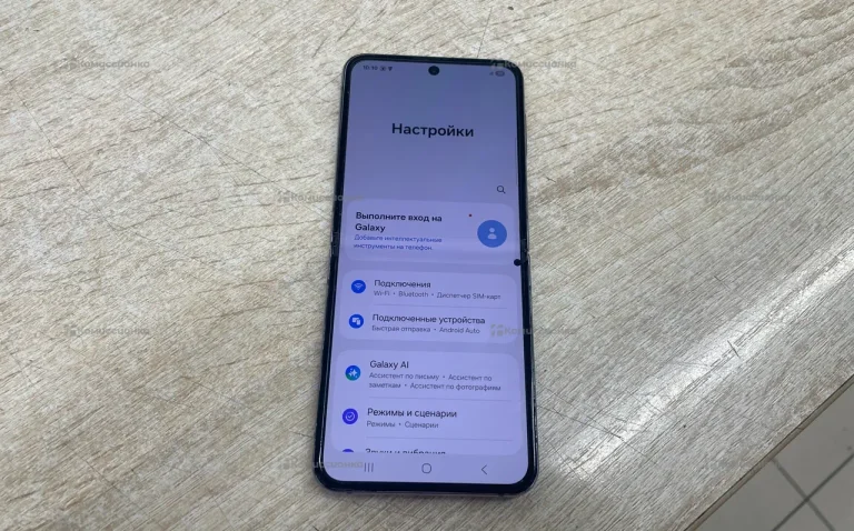 Samsung Galaxy Z Flip4 8/256 ГБ