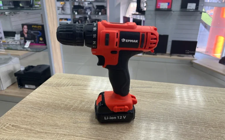 Аккумуляторный шуруповерт ДША-128